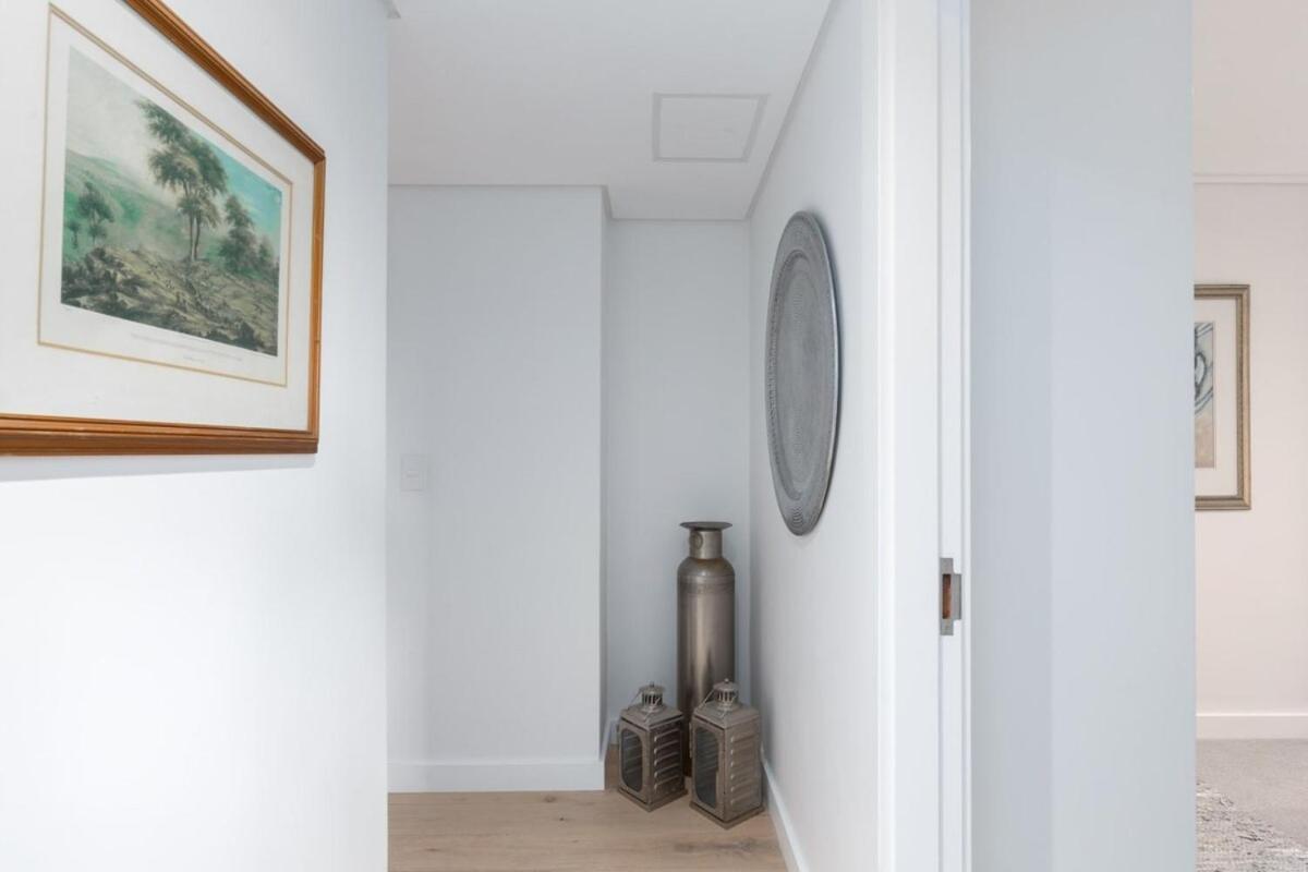 Southern Suburbs Leafy Village Neighbourhood Apartment Cape Town